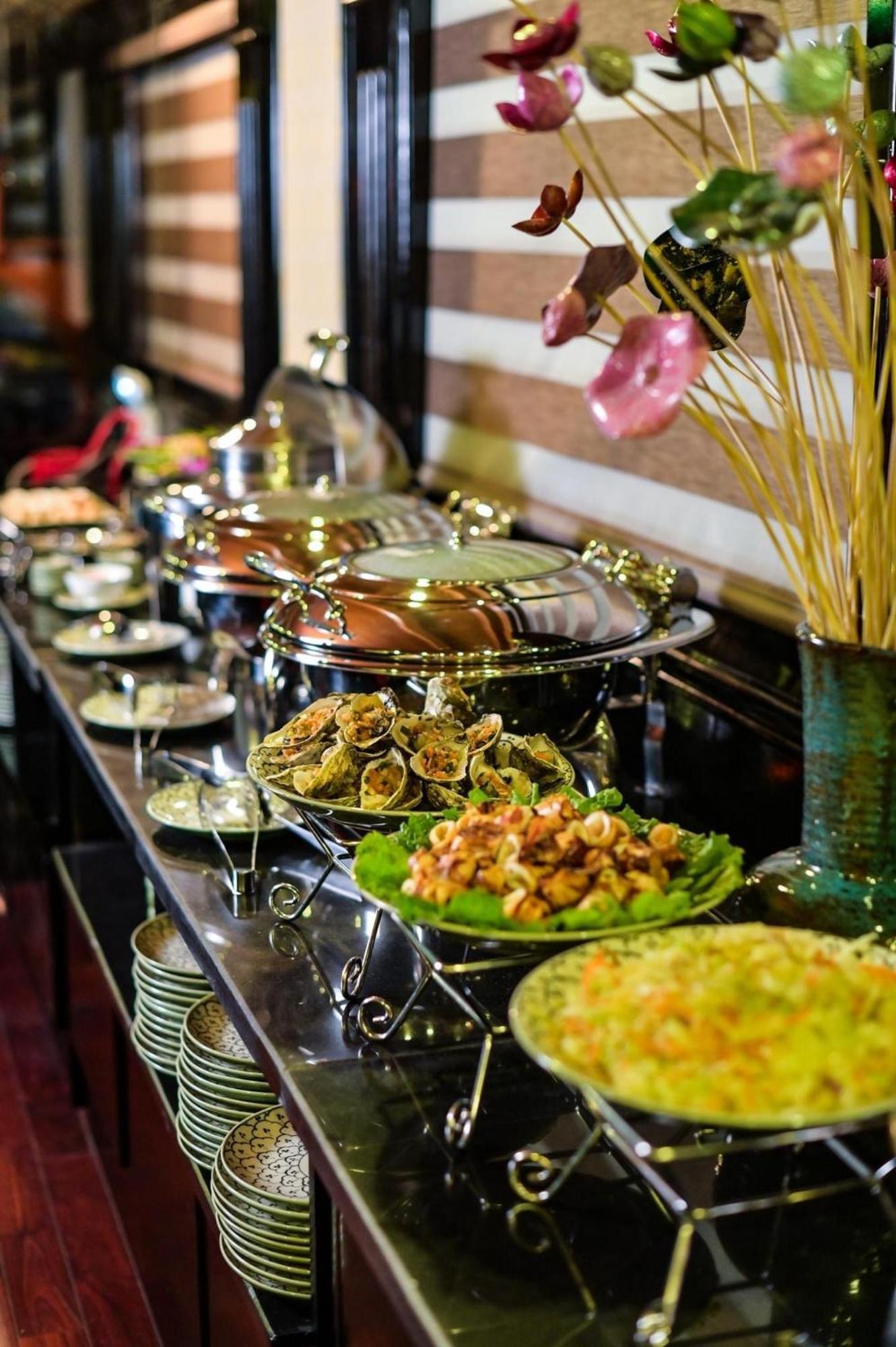 Discovery Travel Homestay ฮาลอง ภายนอก รูปภาพ